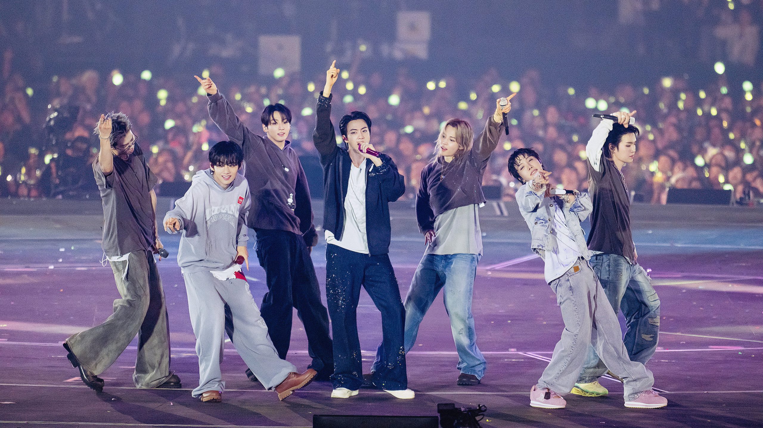 BTS World Tour ‘Arirang’ tại Busan: Xem trực tiếp - Ảnh 2